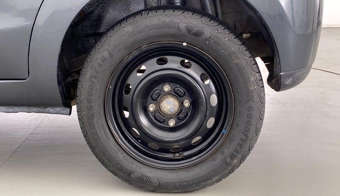 2015 Tata Bolt XM REVOTRON, Petrol, Manual, 73,760 km, Left Rear Wheel