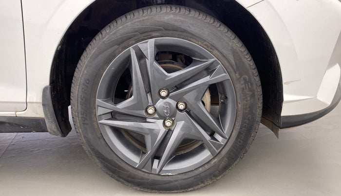 2020 Hyundai NEW I20 SPORTZ 1.2 MT, Petrol, Manual, 55,169 km, Right Front Wheel