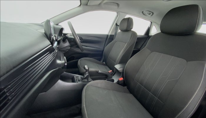 2020 Hyundai NEW I20 SPORTZ 1.2 MT, Petrol, Manual, 55,169 km, Right Side Front Door Cabin