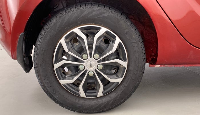 2012 Hyundai i20 MAGNA 1.2 VTVT, Petrol, Manual, 72,193 km, Right Rear Wheel