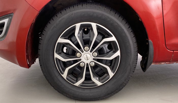 2012 Hyundai i20 MAGNA 1.2 VTVT, Petrol, Manual, 72,193 km, Left Front Wheel