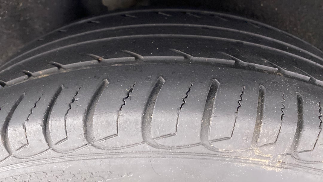 Right Rear Tyre Tread