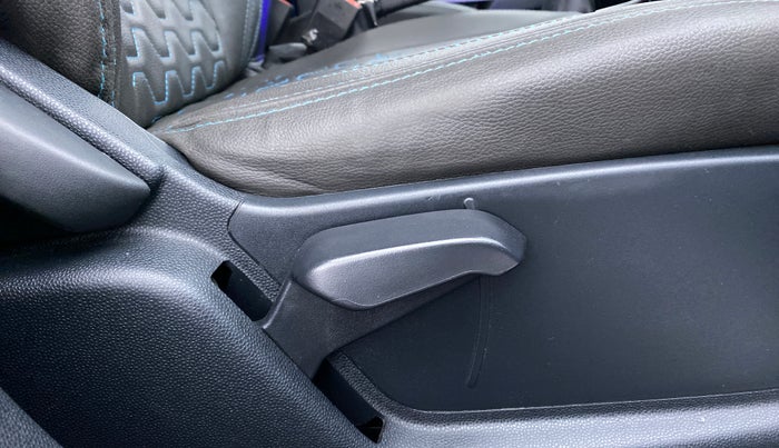 2018 Ford Ecosport 1.5TITANIUM TDCI, Diesel, Manual, 48,939 km, Driver Side Adjustment Panel