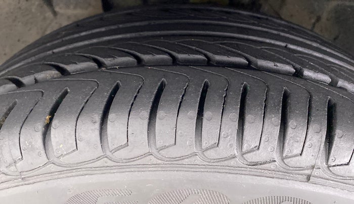 2018 Ford Ecosport 1.5TITANIUM TDCI, Diesel, Manual, 48,939 km, Left Front Tyre Tread