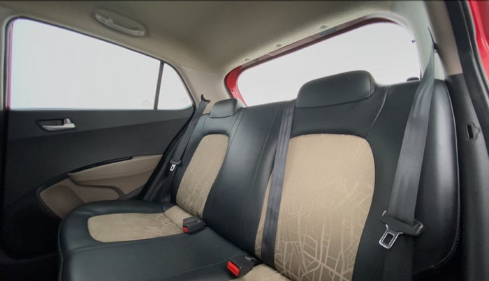 2019 Hyundai Grand i10 SPORTZ 1.2 KAPPA VTVT, Petrol, Manual, 25,143 km, Right Side Rear Door Cabin