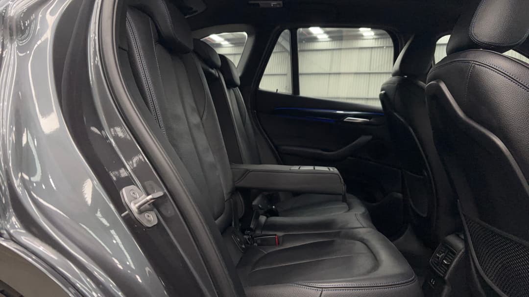 2022 BMW X1 sDrive 20i M Sport, Automatic, 49554 km, Right Side Rear Door Cabin View