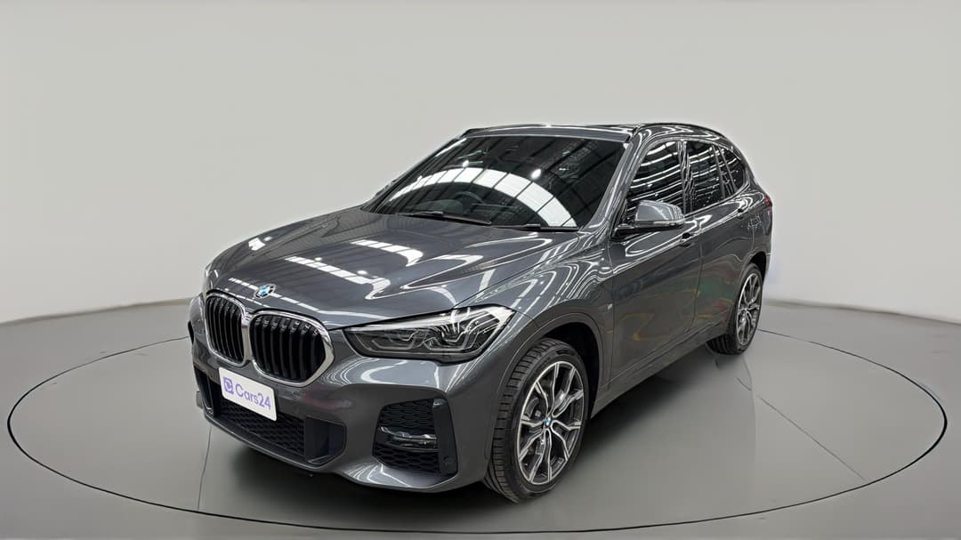 2022 BMW X1 sDrive 20i M Sport, Automatic, 49554 km, Left Front Diagonal (45- Degree) View