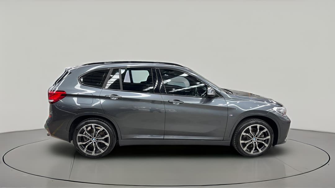 2022 BMW X1 sDrive 20i M Sport, Automatic, 49554 km, Right Side View