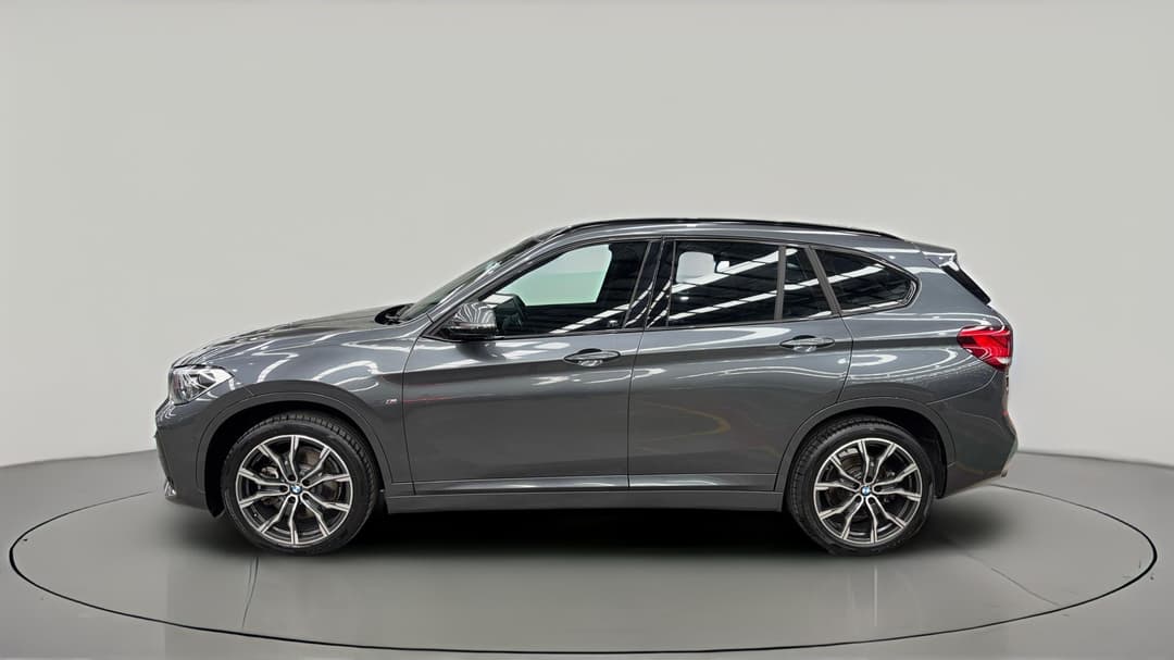 2022 BMW X1 sDrive 20i M Sport, Automatic, 49554 km, Left Side View