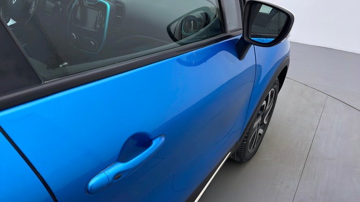 RENAULT CAPTUR-Door Exterior RHS Front Scratch