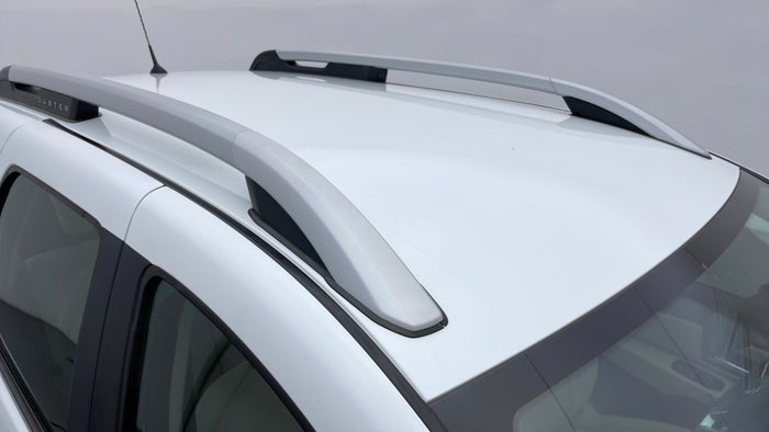 RENAULT DUSTER-Roof Rail RHS Faded