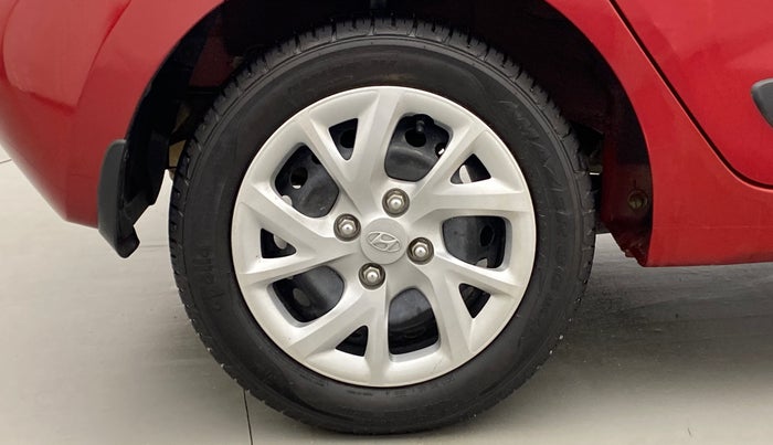 2018 Hyundai Grand i10 MAGNA 1.2 KAPPA VTVT, Petrol, Manual, 13,131 km, Right Rear Wheel