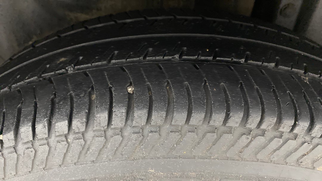 Left Rear Tyre Tread
