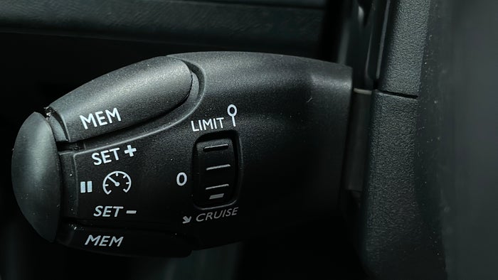 PEUGEOT 3008-Cruise Control