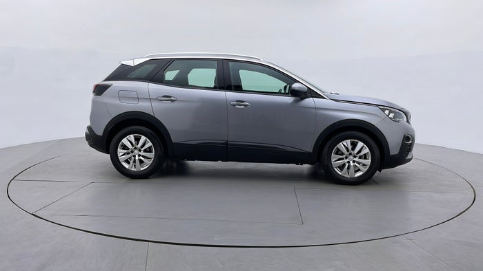 PEUGEOT 3008-Right Side View