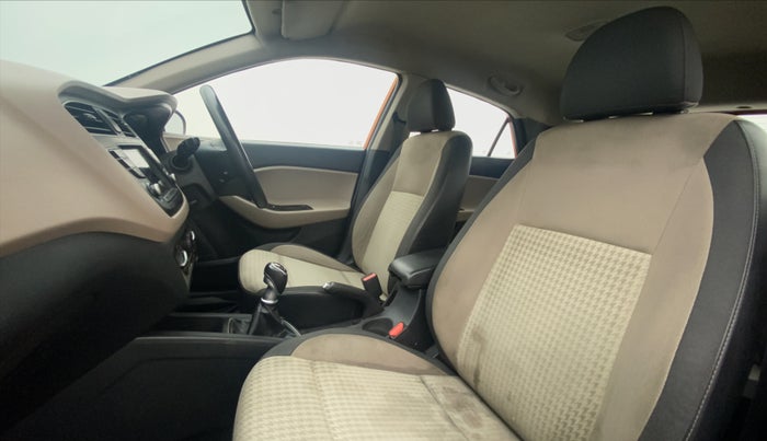 2019 Hyundai Elite i20 1.4 SPORTS PLUS CRDI, Diesel, Manual, 36,836 km, Right Side Front Door Cabin