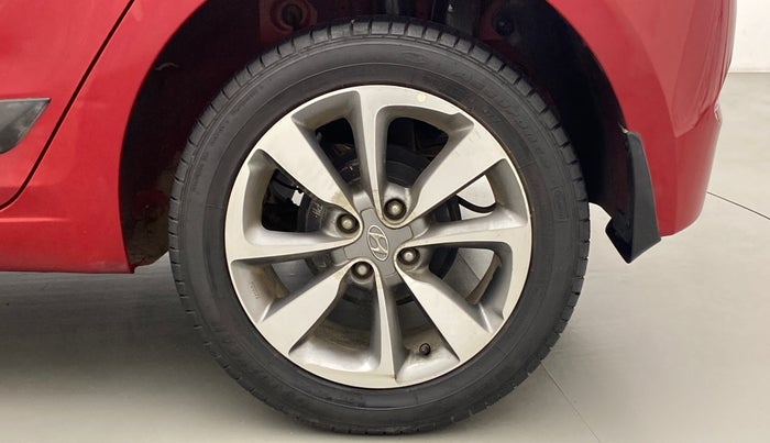 2016 Hyundai Elite i20 ASTA 1.2 (O), Petrol, Manual, 28,026 km, Left Rear Wheel