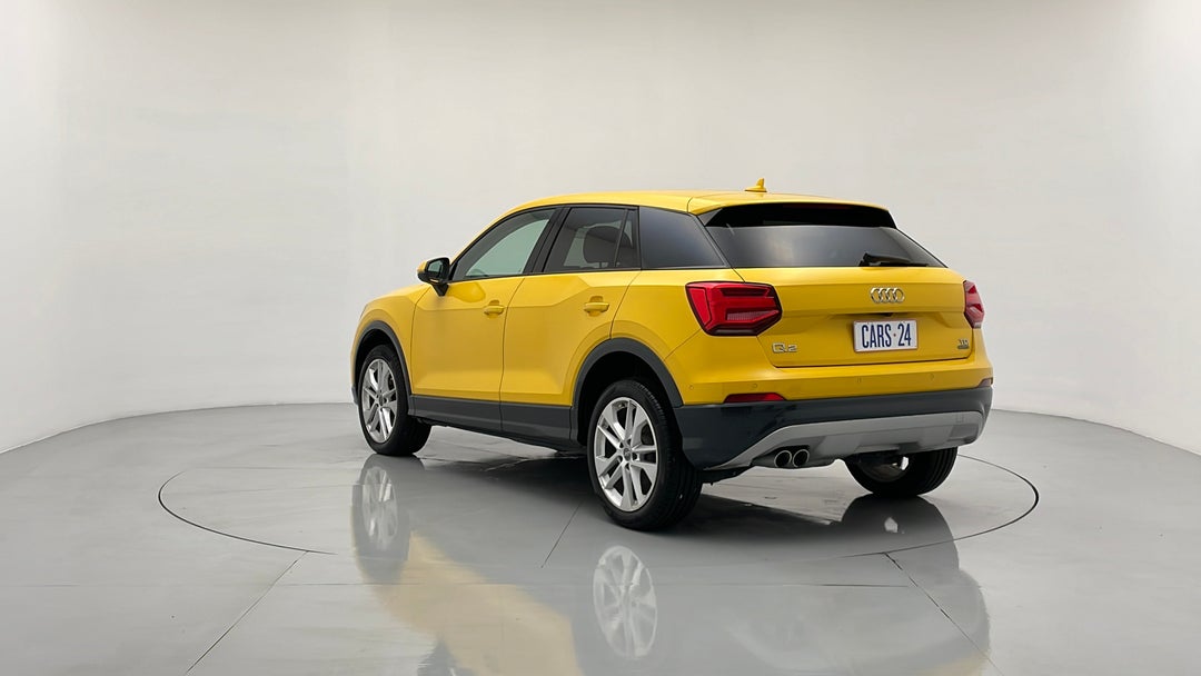 Left Back Diagonal (45- Degree) View