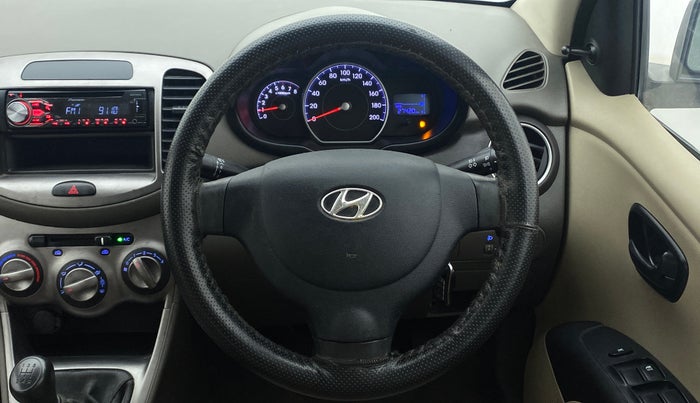 2015 Hyundai i10 MAGNA 1.1 IRDE2, Petrol, Manual, 27,420 km, Steering Wheel Close Up