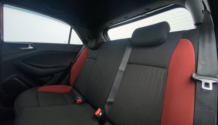 2020 Hyundai Elite i20 1.2 SPORTZ PLUS DUAL TONE VTVT, Petrol, Manual, 44,397 km, Right Side Rear Door Cabin