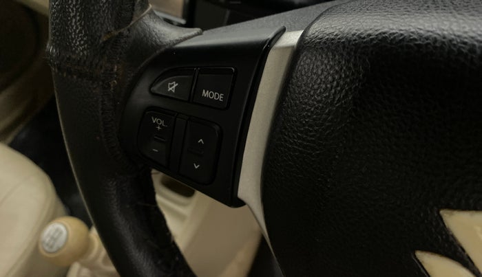 2012 Maruti Swift Dzire ZXI 1.2 BS IV, Petrol, Manual, 48,621 km, Steering wheel - Sound system control not functional