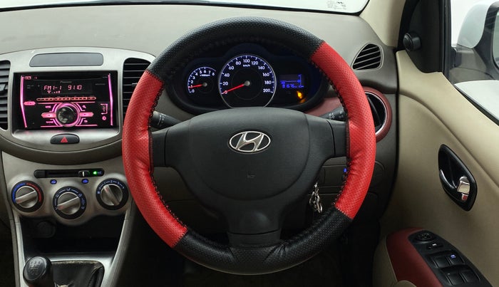 2013 Hyundai i10 MAGNA 1.2 KAPPA2, Petrol, Manual, 81,864 km, Steering Wheel Close Up