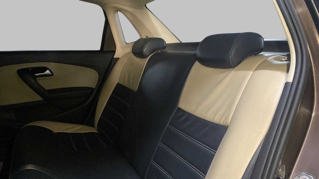 Right Side Rear Door Cabin