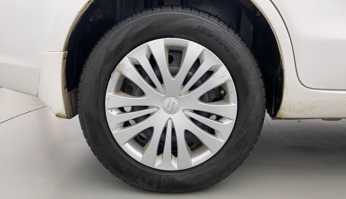 2015 Maruti Ertiga VXI CNG, CNG, Manual, 73,309 km, Right Rear Wheel