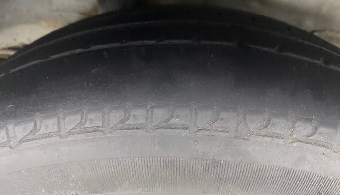 2016 Honda City E MT DIESEL, Diesel, Manual, 82,307 km, Right Rear Tyre Tread