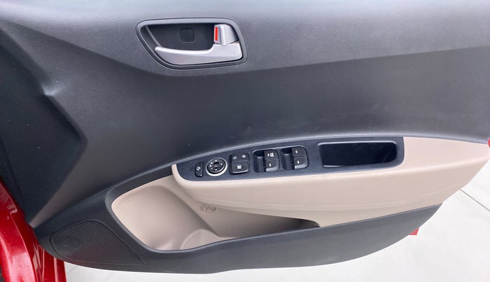 2018 Hyundai Grand i10 SPORTZ 1.2 KAPPA VTVT, Petrol, Manual, 31,535 km, Driver Side Door Panels Control