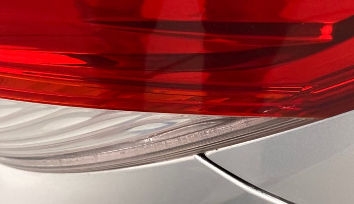 2014 Honda Amaze 1.2 EXMT I VTEC, Petrol, Manual, 70,248 km, Right tail light - Minor damage