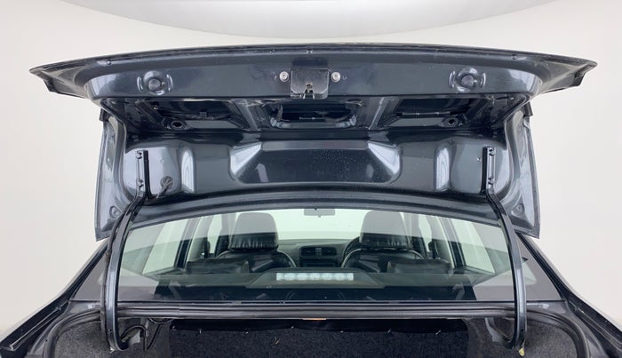 2019 Volkswagen Ameo Trendline 1.0, Petrol, Manual, 50,607 km, Boot Door Open