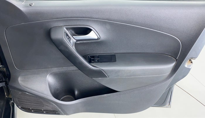 2019 Volkswagen Ameo Trendline 1.0, Petrol, Manual, 50,607 km, Driver Side Door Panels Control