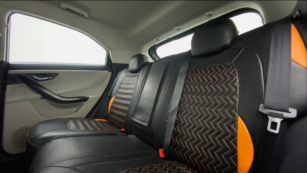 Right Side Rear Door Cabin