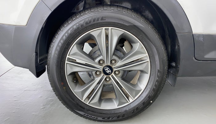 2016 Hyundai Creta 1.6 SX PLUS AUTO PETROL, Petrol, Automatic, 87,345 km, Right Rear Wheel