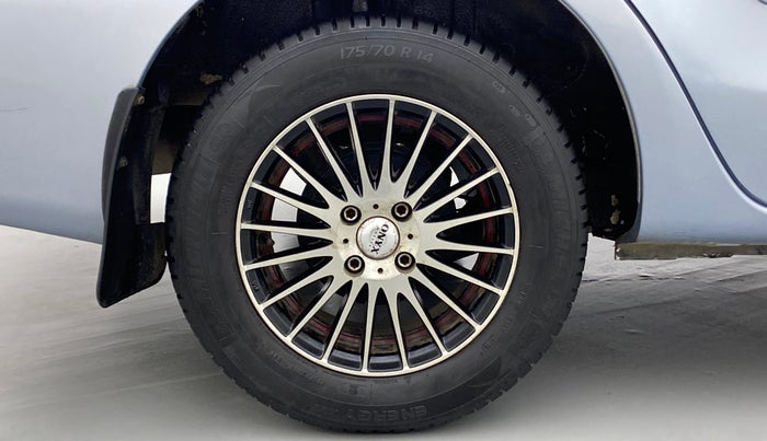 2011 Toyota Etios G, Petrol, Manual, 80,468 km, Right Rear Wheel