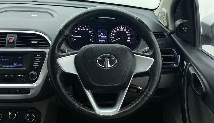 2017 Tata Tiago XT 1.2 REVOTRON, Petrol, Manual, 63,277 km, Steering Wheel Close Up