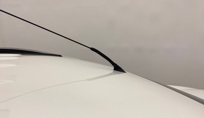 2017 Ford Ecosport 1.0 ECOBOOST TITANIUM +, Petrol, Manual, 34,097 km, Roof - Antenna has minor damage