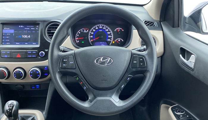 2018 Hyundai Grand i10 Sportz1.2 CRDI, Diesel, Manual, 54,190 km, Steering Wheel Close Up