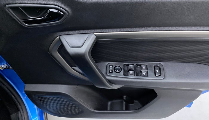 2021 Renault Kiger RXZ 1.0 TURBO MT, Petrol, Manual, 14,469 km, Driver Side Door Panels Control
