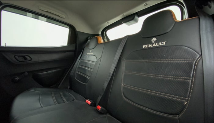 2017 Renault Kwid 1.0 RXT, Petrol, Manual, 35,038 km, Right Side Rear Door Cabin