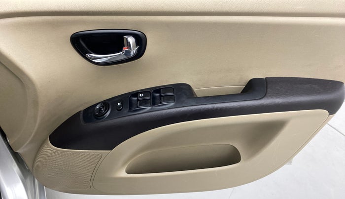 2012 Hyundai i10 MAGNA 1.2 KAPPA2, Petrol, Manual, 45,125 km, Driver Side Door Panels Control