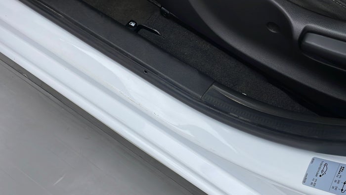 CHEVROLET SPARK-Running Board LHS Scratch
