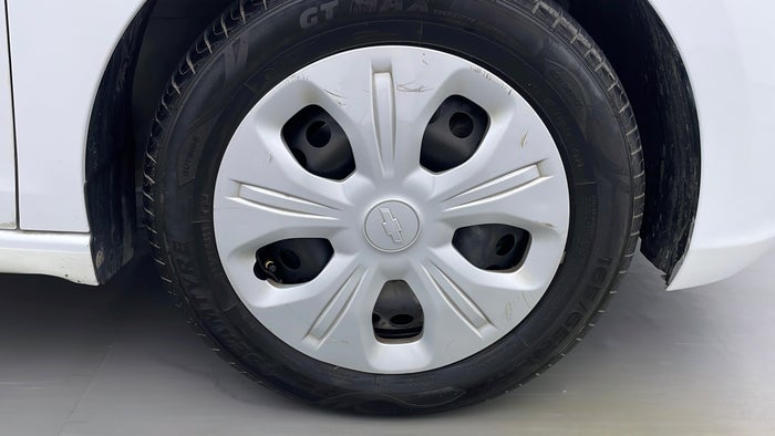 CHEVROLET SPARK-Wheel Cap RHS Front Scratch