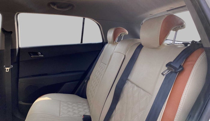 2016 Hyundai Creta 1.6 S, Petrol, Manual, 71,048 km, Right Side Rear Door Cabin