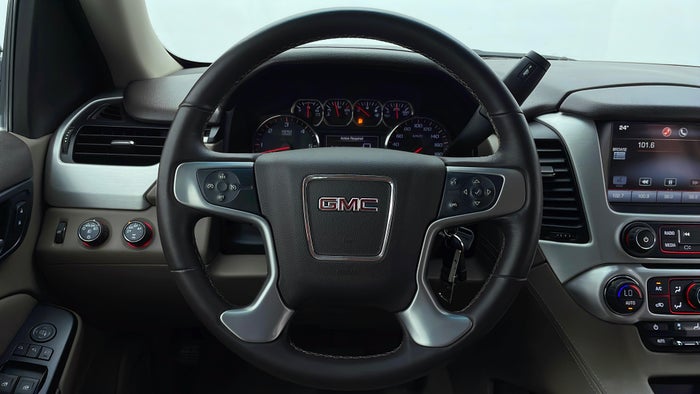 GMC YUKON-Steering Wheel Close-up