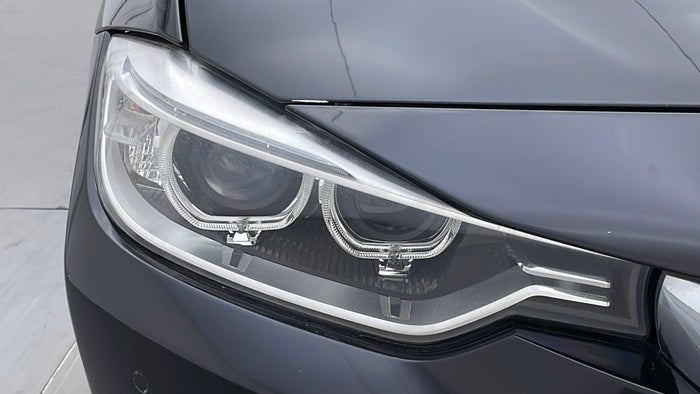 BMW 320I-Head Light RHS Scratch
