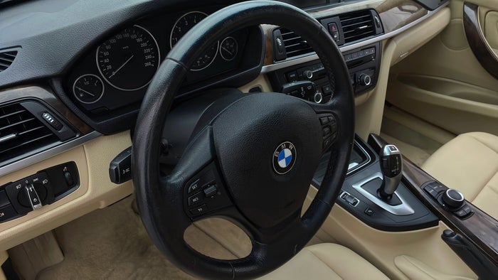 BMW 320I-Steering Wheel Trim Scratch