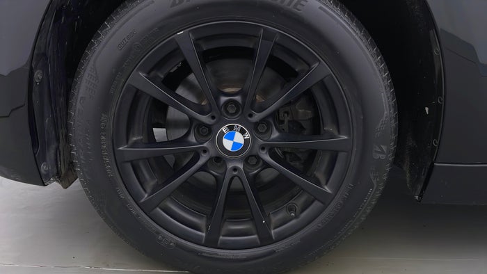 BMW 320I-Alloy Wheel LHS Front Scratch