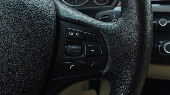 BMW 320I-Drivers Control